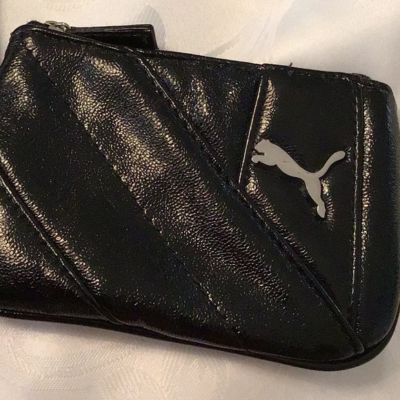 PUMA wristlet - Picture 2 of 8